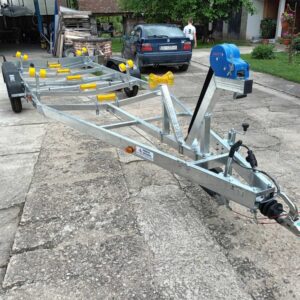 Prikolice za plovila do 2700kg – DB3